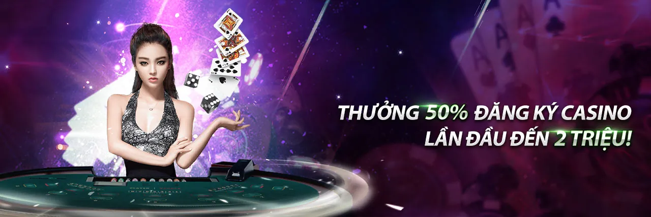 Bàn Blackjack với các lá bài và chip, minh họa kỹ thuật 21 điểm nâng cao